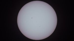 2016-05-09 Mercury transit of the Sun with sunspots in white lig